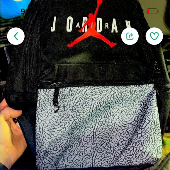 Brand new never carried Jordan bag and other things added - Picture 1 of 8